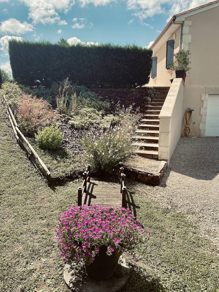 Gîte pour 10 personnes, avec piscine, adapté aux familles à Saint-Martial-de-Nabirat - 4