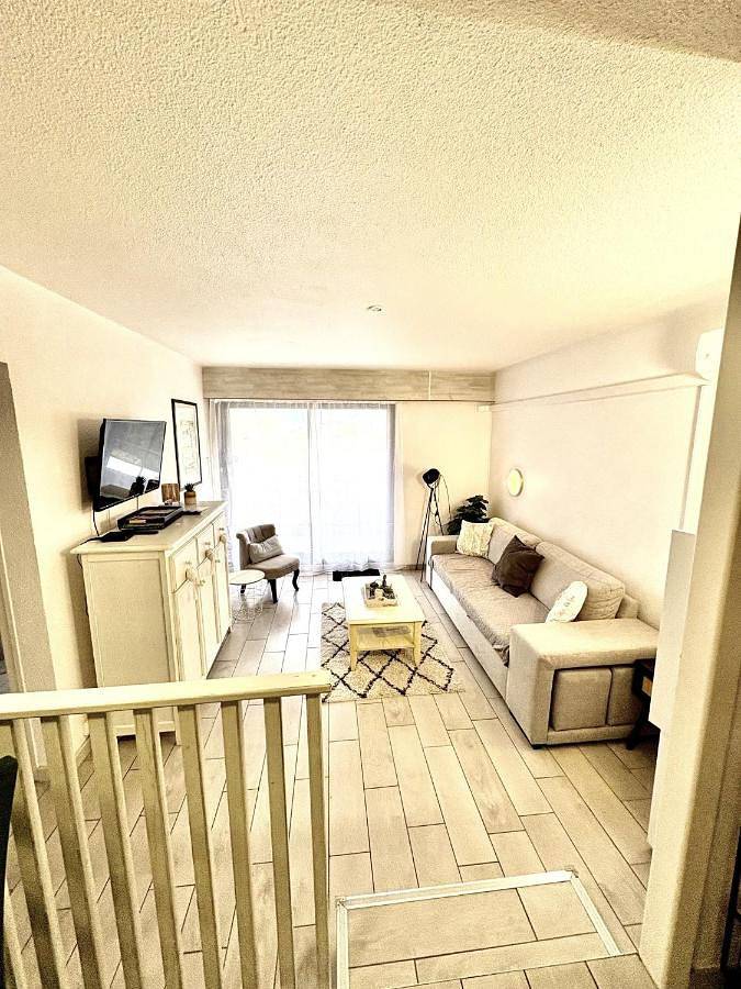 Gîte pour 6 personnes, avec vue ainsi que piscine et jardin, animaux acceptés dans Golf de Saint Cyprien - 3