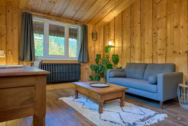 Ferienwohnung für 2 Personen, mit Pool und Ausblick sowie Terrasse und Garten - 1