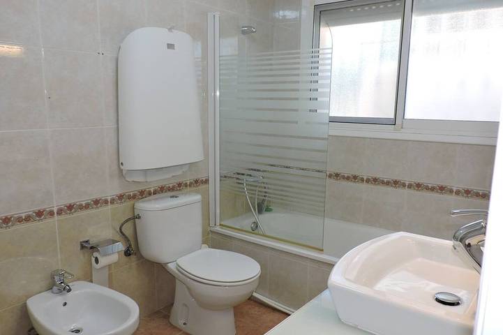 Chalet pour 10 personnes, avec terrasse et jardin, animaux acceptés à L'Ametlla de Mar - 3