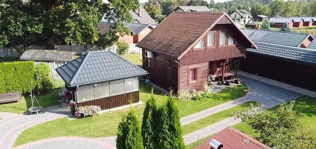 Apartament wakacyjny dla 3 osób, z ogród i widok oraz widok na jezioro w Żarnowska