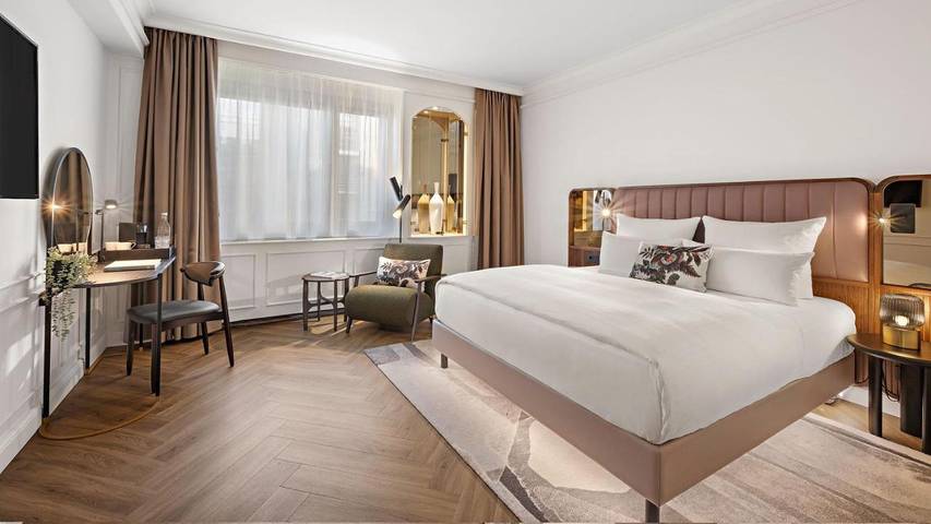 Hotel für 4 Personen, mit Pool und Sauna in Charlottenburg Berlin