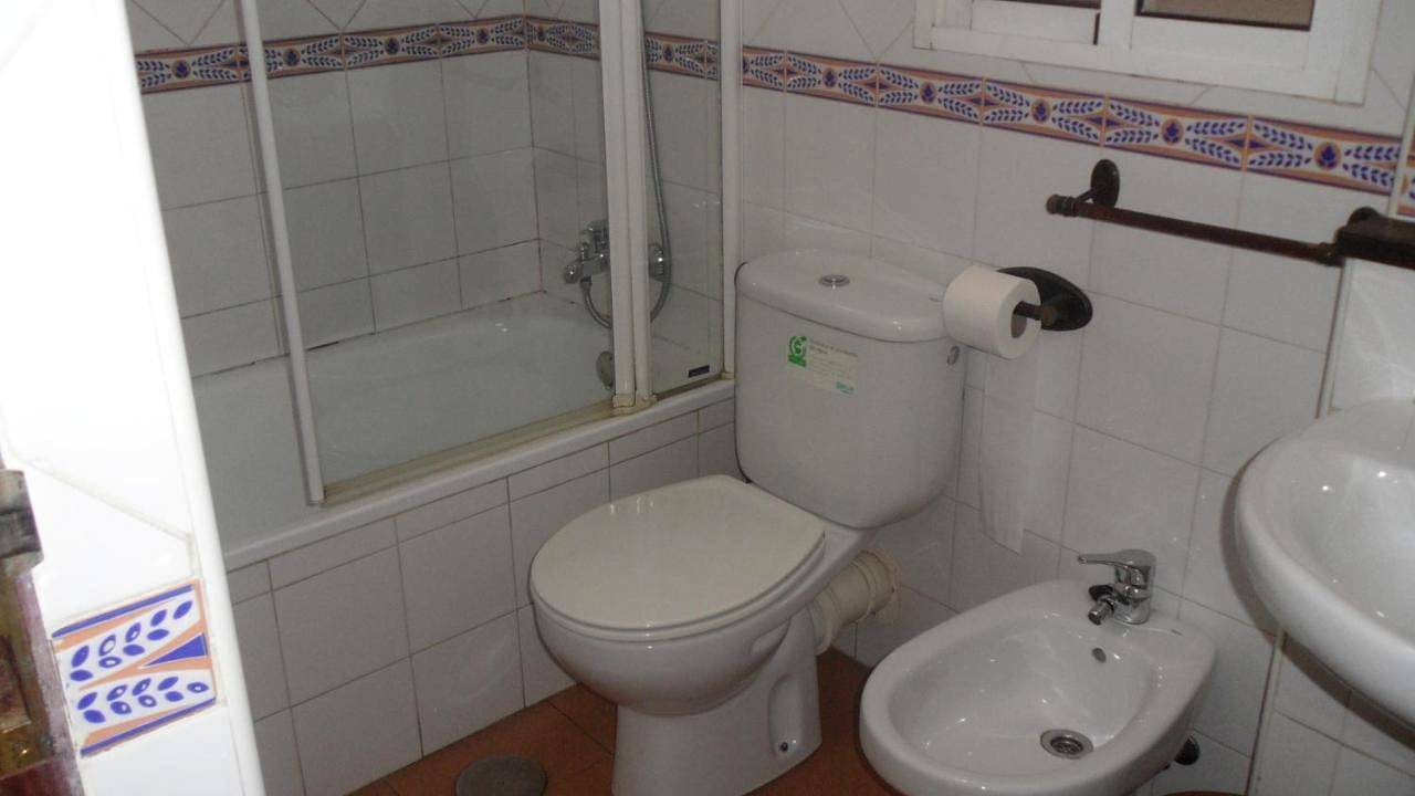 Hostal Suárez in Tetuán (desambiguación), Madrid