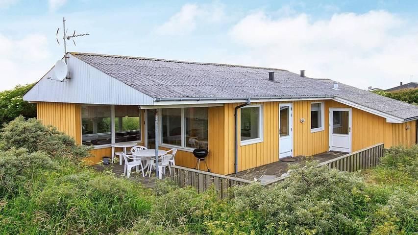 Ferienhaus für 8 Personen, mit Whirlpool und Sauna sowie Terrasse, mit Haustier in Nørlev Strand