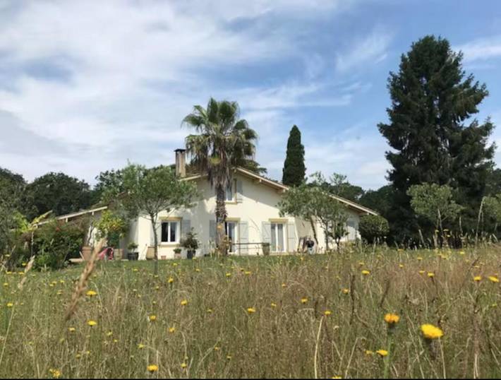 Location de vacances pour 10 personnes, avec terrasse ainsi que piscine et jardin à Saint-Geours-de-Maremne - 2