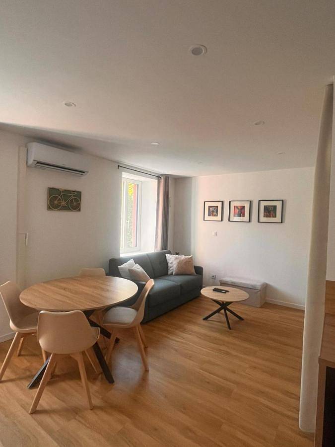 Appartement entier, Le Doubs Cocon - Accès direct à l'Eurovelo 6 in Baume-les-Dames, Jura Francais