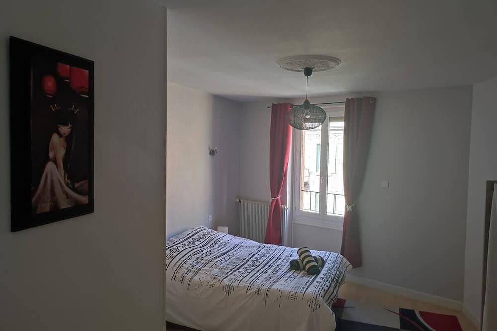 House with Sauna - 1 bedroom - 2 to 4 people in Volvic, Parque Natural Regional Volcans d'Auvergne