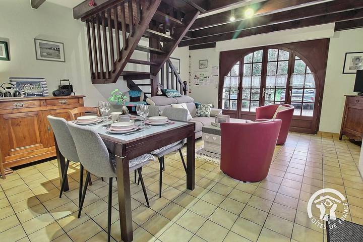Gîte pour 4 personnes, avec terrasse et jardin à Locoal-Mendon - 2
