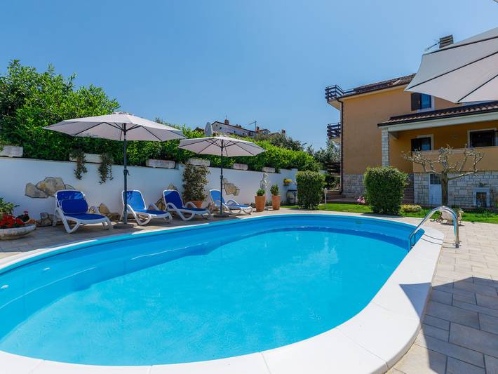 Ferienwohnung für 4 Personen, mit Terrasse und Garten, mit Haustier in Umag - 2