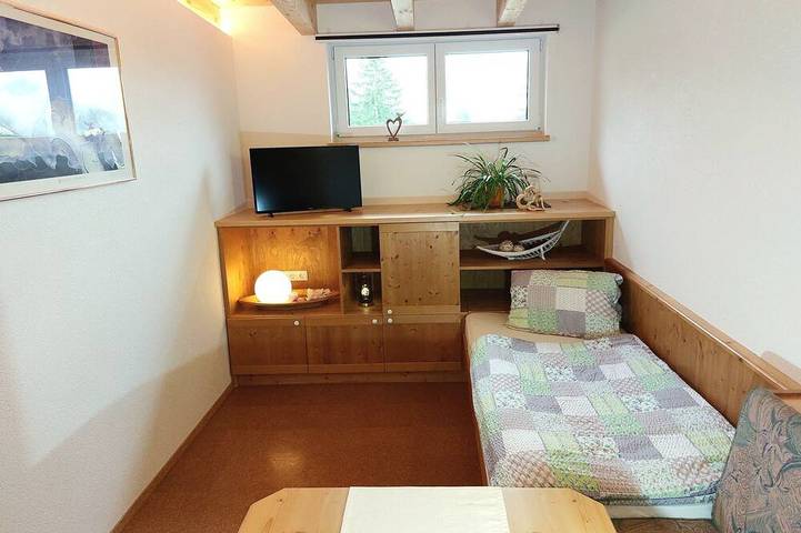 Ferienwohnung für 5 Personen, mit Balkon und Garten in Kaunerberg - 2