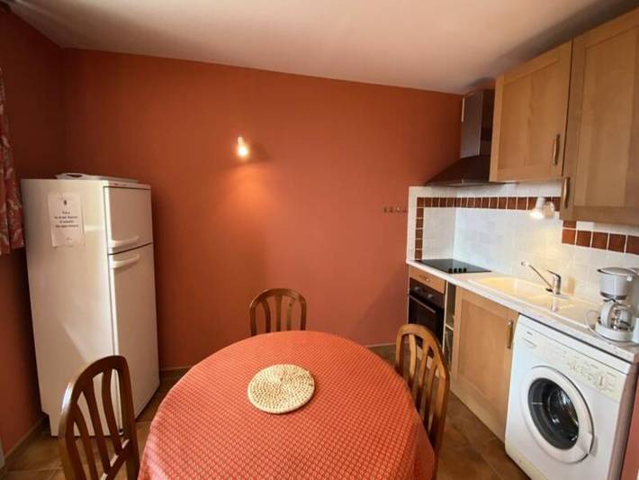 Gîte pour 2 personnes, avec jardin et piscine, adapté aux familles à Brunet (Alpes-de-Haute-Provence) - 3