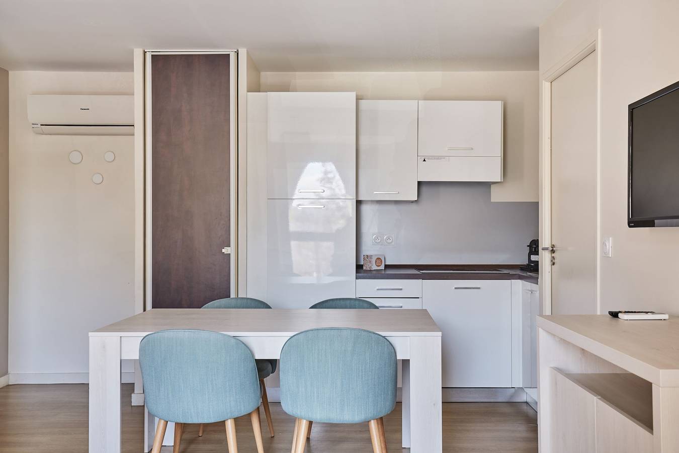 Appartement entier, Appartement de vacances pour 5 personnes avec piscine in La Grande-Motte, Côte méditerranéenne (France)