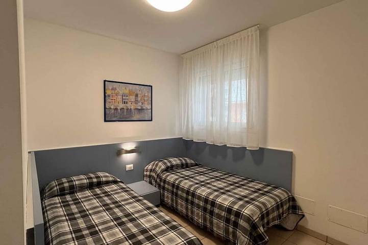 Apartamento entero, Apartamento de vacaciones con internet, aire acondicionado y cerca de la playa in Lignano Sabbiadoro, Provincia d'Udine