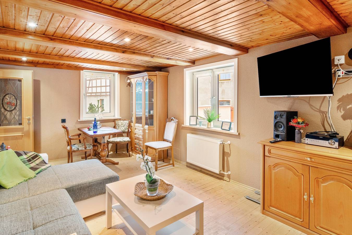 Ganze Wohnung, Apartment 'Sebert' mit privater Terrasse und Wlan in Urbach (Thüringen), Harzvorland