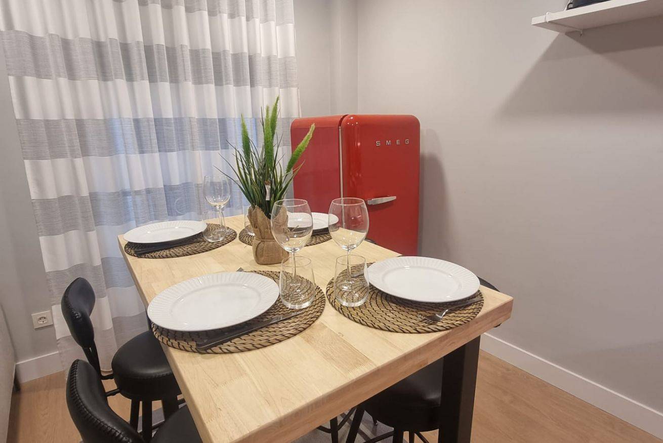 Entire apartment, Your Refuge in the Historic Center of Castro in Castro-Urdiales, Cantabrian Coast