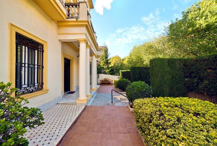 Villa für 18 Personen, mit Garten und Whirlpool sowie Pool in Barcelona - 3