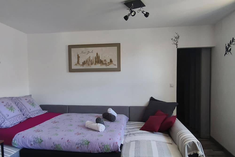 Ganze Wohnung, Tourist town Apartment very comfortable and bright. in La Charité-sur-Loire, Loire-Tal