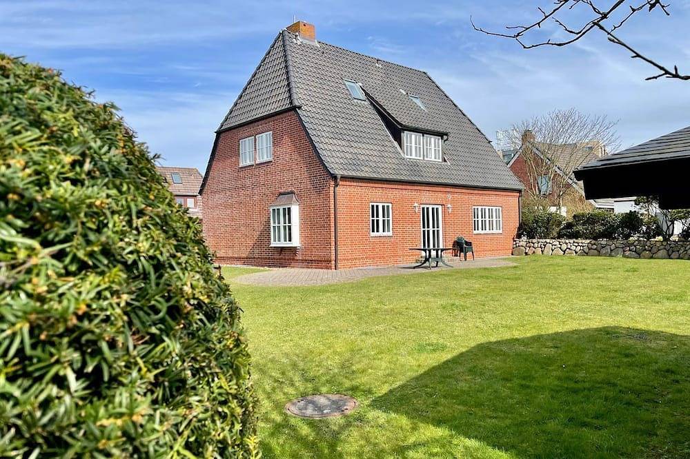 Ganze Wohnung, Min Hüs Eg - Strandnahes App. für 6 Pers. mit Sauna, Terrasse, Wlan. Haustiere in Westerland, Sylt (Gemeinde)