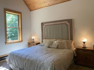 Vacation Home for 8 Guests in West Windsor, Vermont, Picture 1