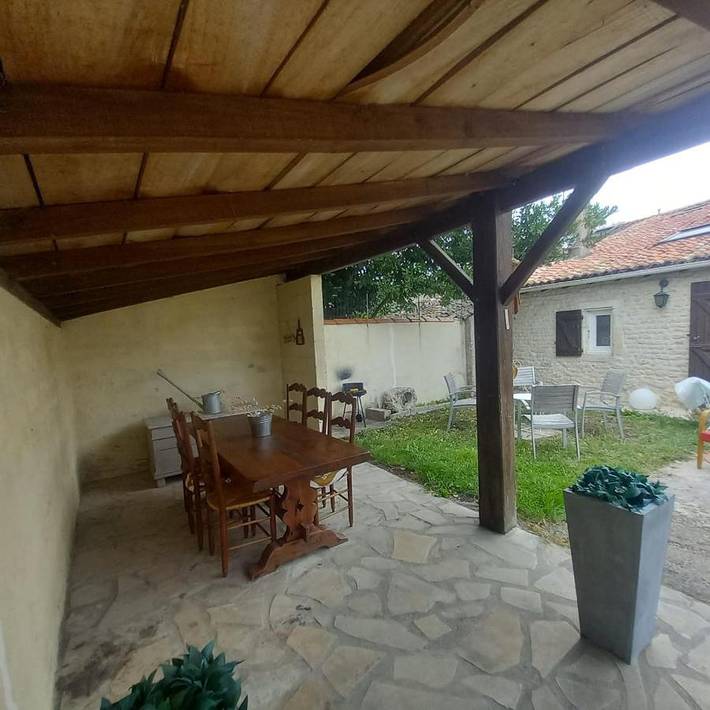 Location de vacances pour 5 personnes, avec jardin et jacuzzi à Vervant - 4