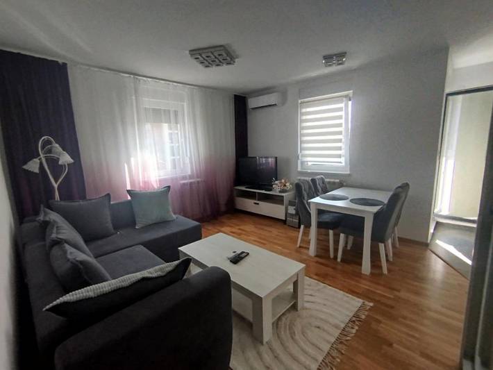 Gîte pour 2 personnes, avec balcon et vue à Novi Sad