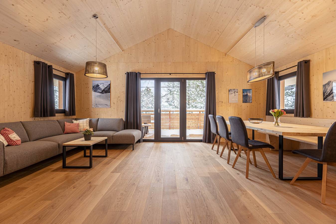 Superior Chalet mit Whirlpoolwanne innen in Stadl-Predlitz, Turracher Höhe