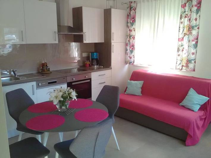 Ferienhaus für 4 Personen, mit Ausblick und Garten - 1