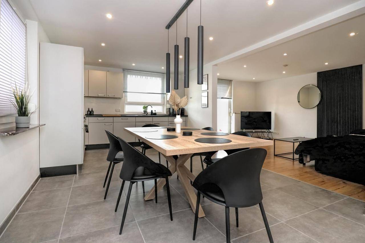 Ganze Wohnung, Three-Bedroom Apartment in Braunschweig, Braunschweig und Umgebung