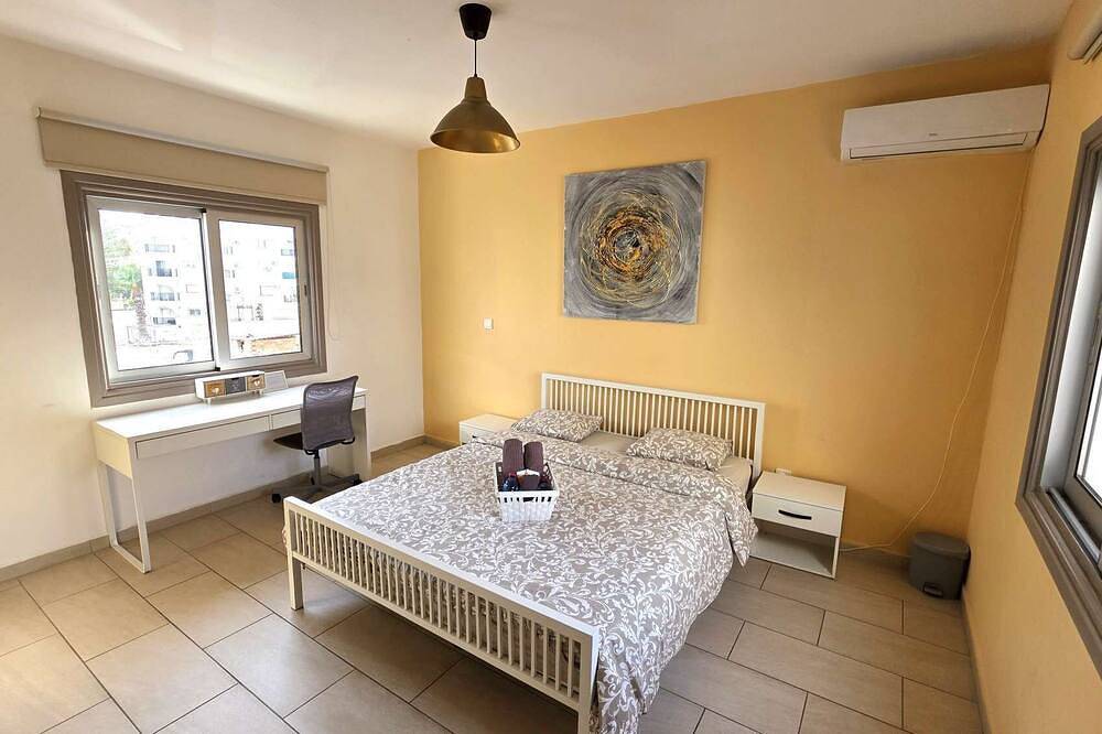 Appartamento intero, Spacious Lightflooded 2Br Apt | Near Center in Larnaca, Distretto di Larnaca