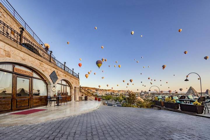 Hotel for 3 people, with view and garden - 1