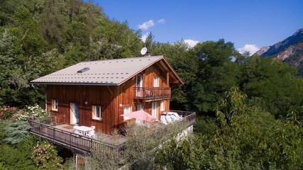 Maison de campagne pour 15 personnes, avec jardin ainsi que jacuzzi et sauna à Villars-Colmars