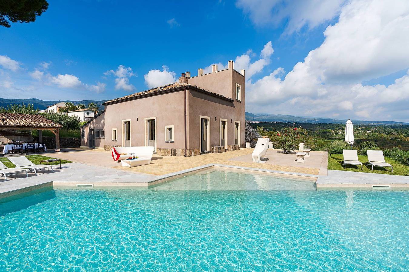 Villa Magical Tower in Zafferana Etnea, Etna