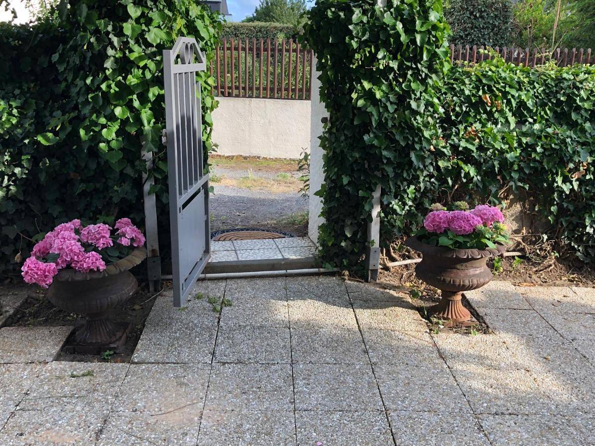 Deluxe Double Room with Shower in Guérande, Côte d'Amour