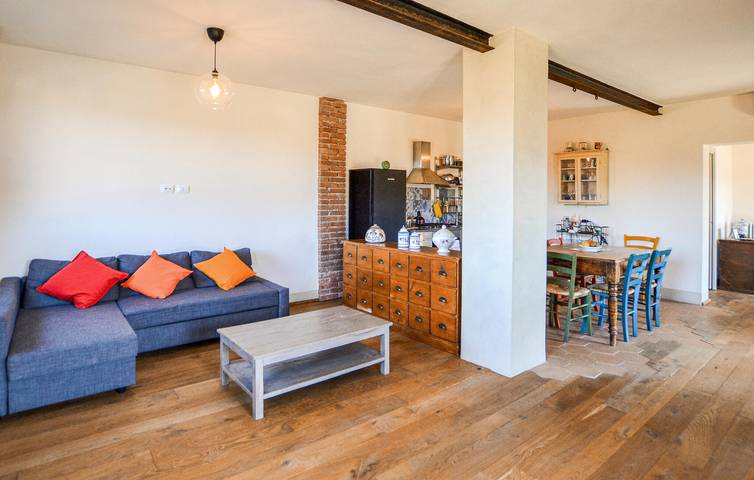 Accogliente appartamento con 1 camera da letto, piscina, giardino e Wi-Fi in Arezzo, Provincia di Arezzo
