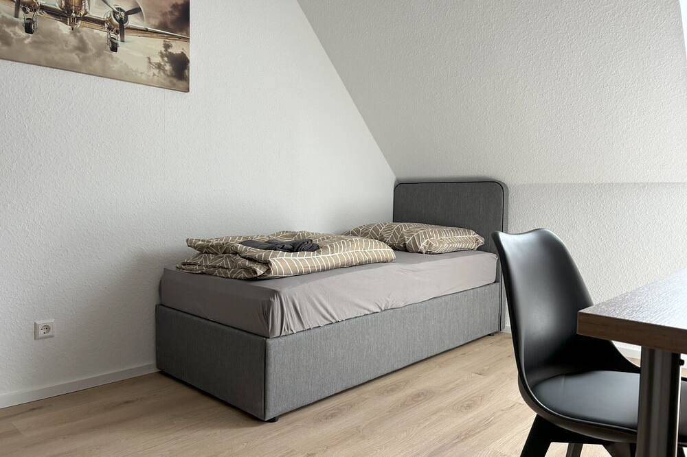 Entire apartment, Apartment with kitchen, bathroom and 2 bedrooms in Leimen, Rhine Plain