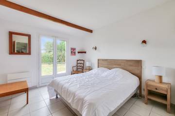 Maison De Vacances pour 9 Personnes dans Les Portes-en-Ré, Côte des Fleurs, Photo 4