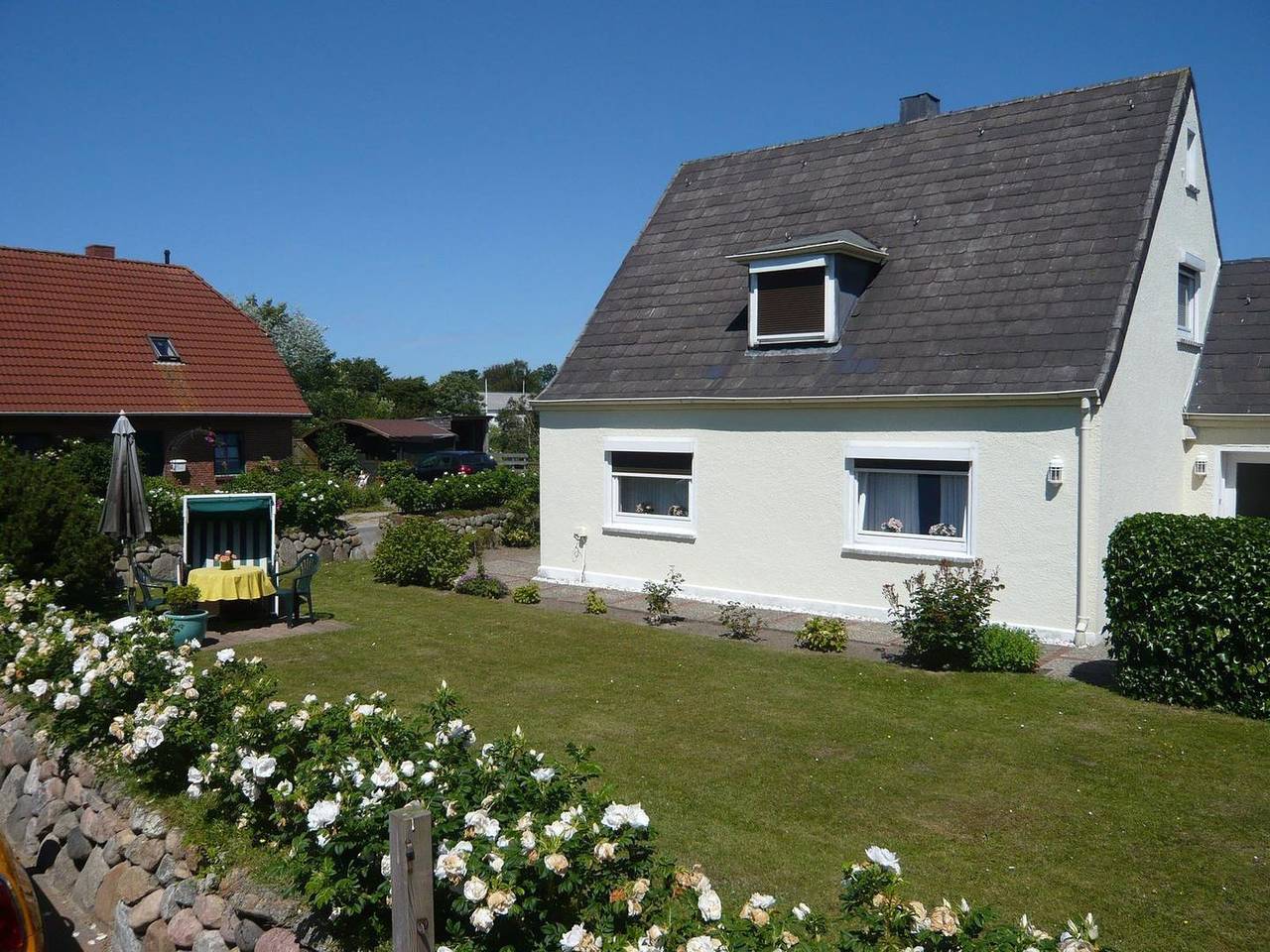 Ganze Wohnung, Dachgeschosswohnung im Landhausstil, 37qm für bis zu 2 Personen in Tinnum, Sylt (Gemeinde)