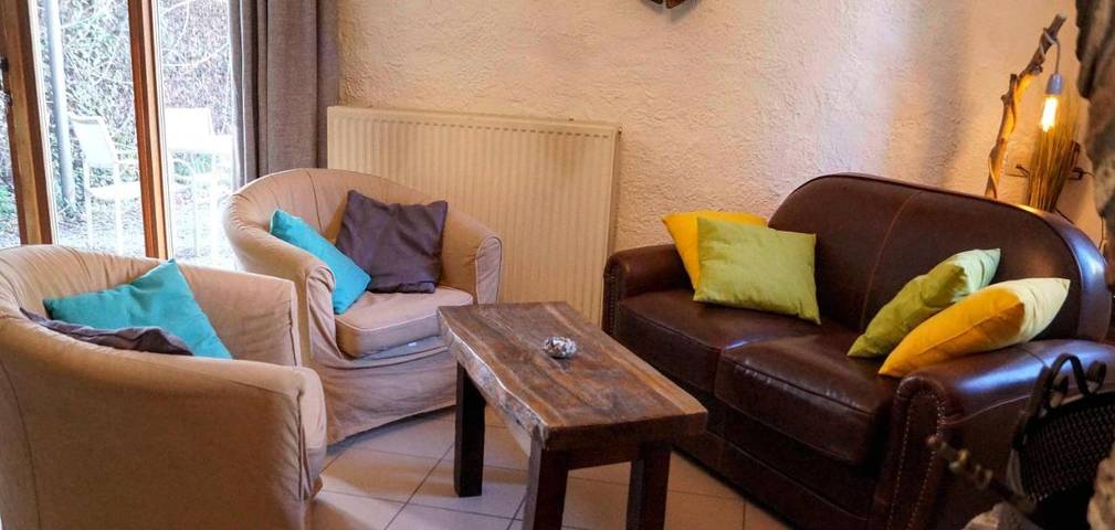 Gîte pour 4 personnes, avec terrasse et jardin, animaux acceptés dans Foy-Notre-Dame - 2