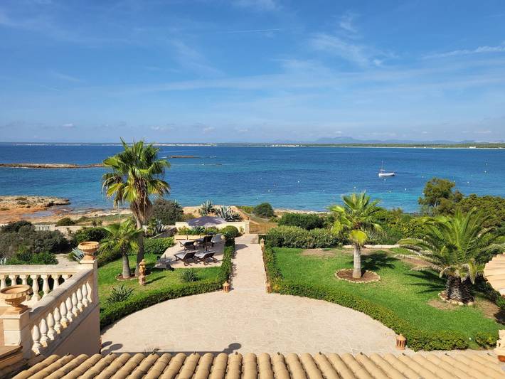 Ferienhaus für 6 Personen, mit Terrasse und Garten in Ses Salines