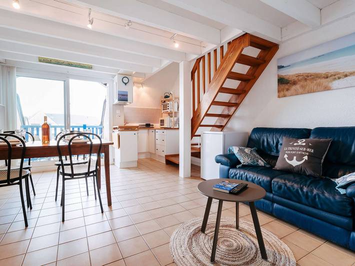 Ganze Wohnung, La Trinité-sur-Mer: Gemütliche 3-Zimmer-Duplex, nahe Hafen und Geschäften in La Trinité-sur-Mer, Côte des Mégalithes