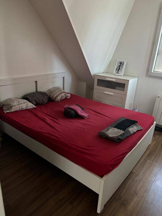 Location de vacances pour 2 personnes, avec Jardin à Ormesson-sur-Marne