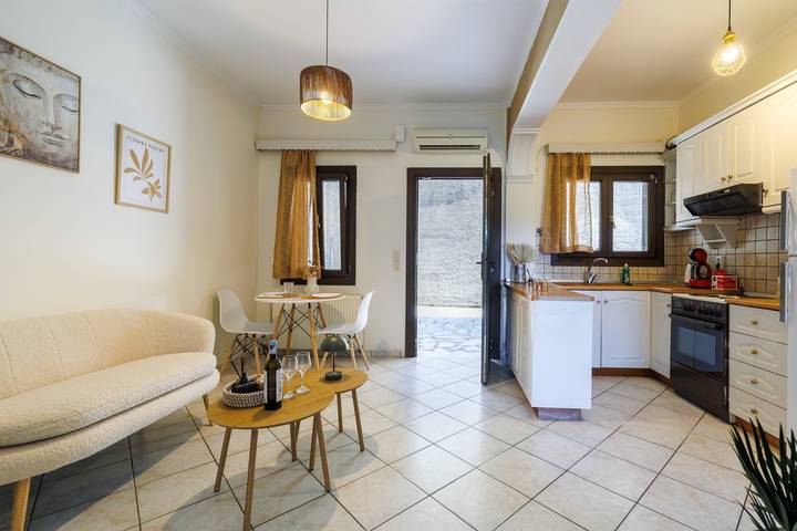 Hel lejlighed, Apartment 'Breathing' with Mountain View, Wi-Fi, and Air Conditioning in Korfu