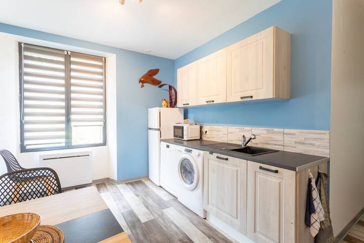 Gîte "Donoma" at Domaine Helaku: Green Oasis with Countryside Views in Monein, Béarn