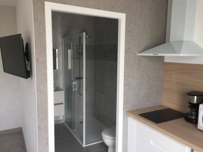 Gîte pour 2 personnes, avec terrasse et jardin, animaux acceptés à Bourbon-Lancy - 4