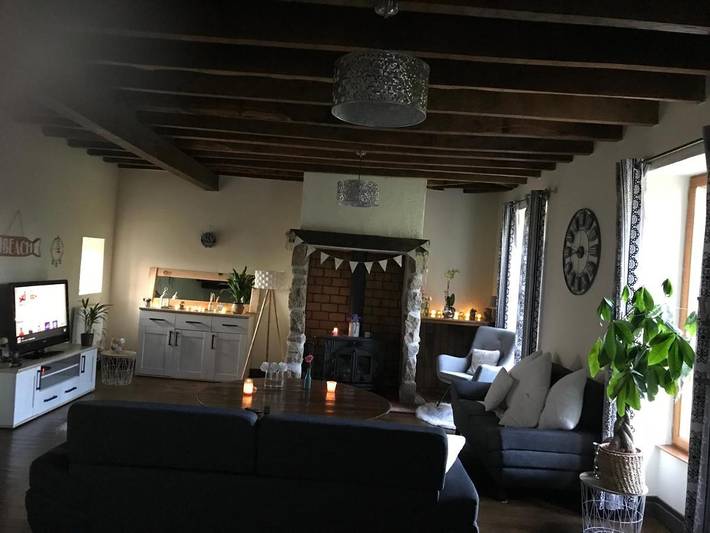 Location de vacances pour 10 personnes, avec Jacuzzi et Sauna à Saint-Yrieix-la-Montagne - 4