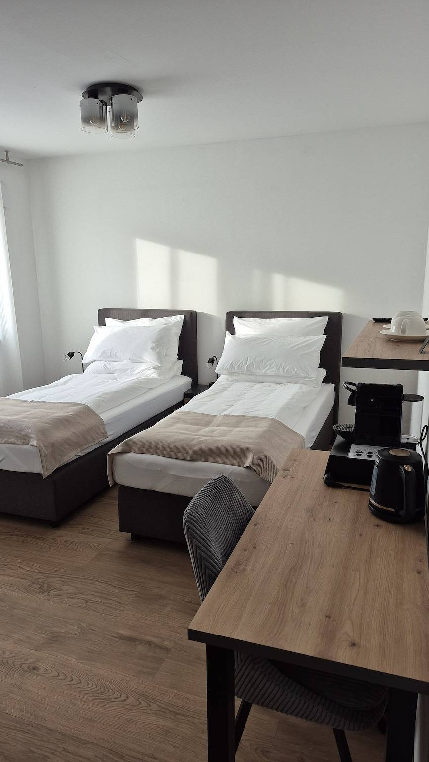 Apartamento vacacional entero, Apartments Seibel Doppel-/Zweibettzimmer in Sondelfingen, Reutlingen