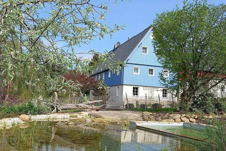 Ferienwohnung für 6 Personen, mit Terrasse und Garten sowie Pool und Sauna in Rammenau