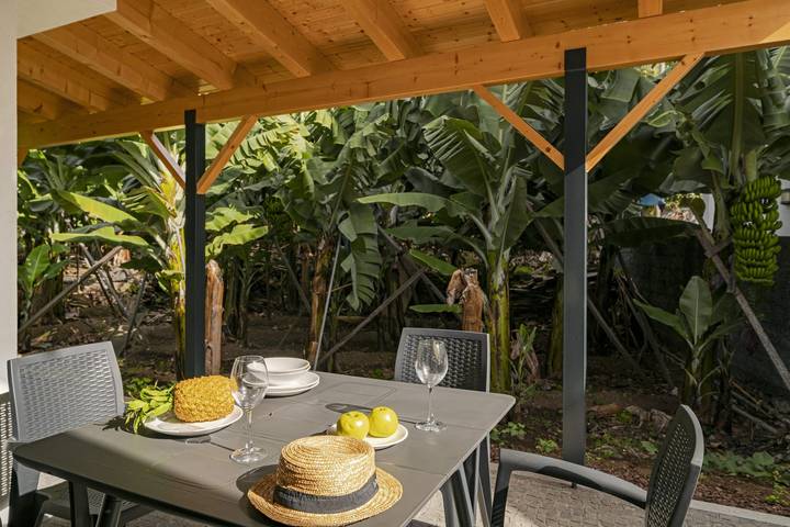 Location de vacances pour 4 personnes, avec jardin et balcon, adapté aux familles à Ponta do Sol - 3