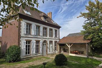 Location de vacances pour 16 personnes, avec terrasse et jardin dans Les Aspres