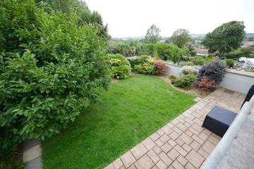 Holiday Home for 9 People in Tenby, Pembrokeshire, Photo 3